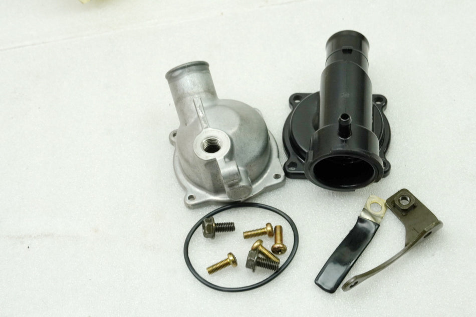 KAWASAKI Z 750 ZR750J Thermostatgehäuse Einfüllstutzen (für Kühler Motor) 04-06