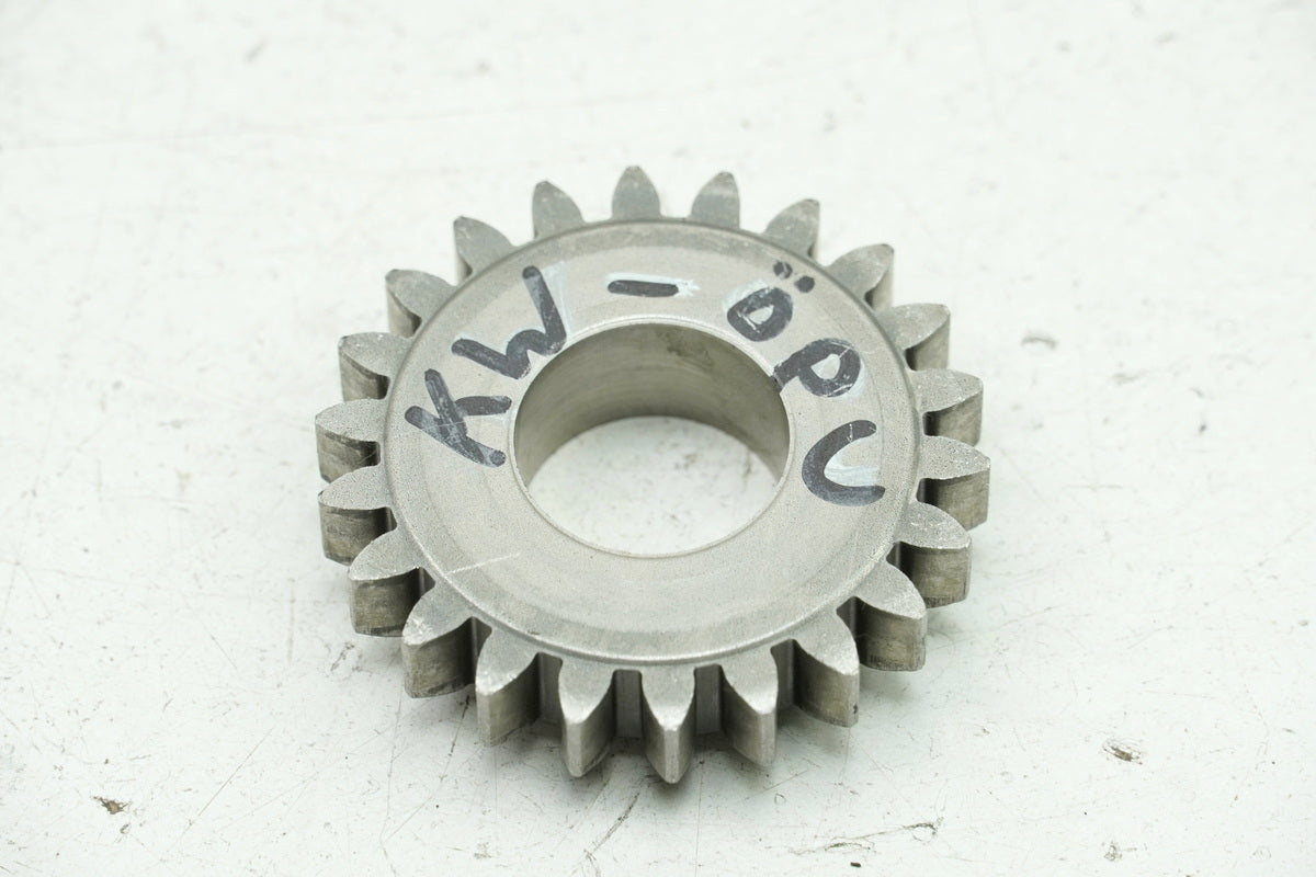YAMAHA MT 125 A RE11 (RE29) Oil Pump Drive Gear (on Crankshaft Engine)