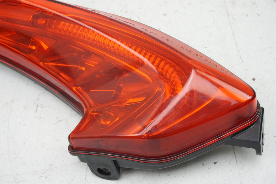 MV AGUSTA BRUTALE 800 DRAGSTER RR B322BB Luz trasera derecha Lampe Tail Light rear