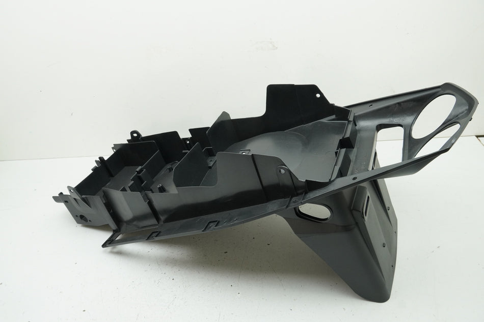 YAMAHA YZF R1 RN04 Guardabarros trasero Paso de rueda Guardabarros Caja de batería Parte trasera interior NUEVO