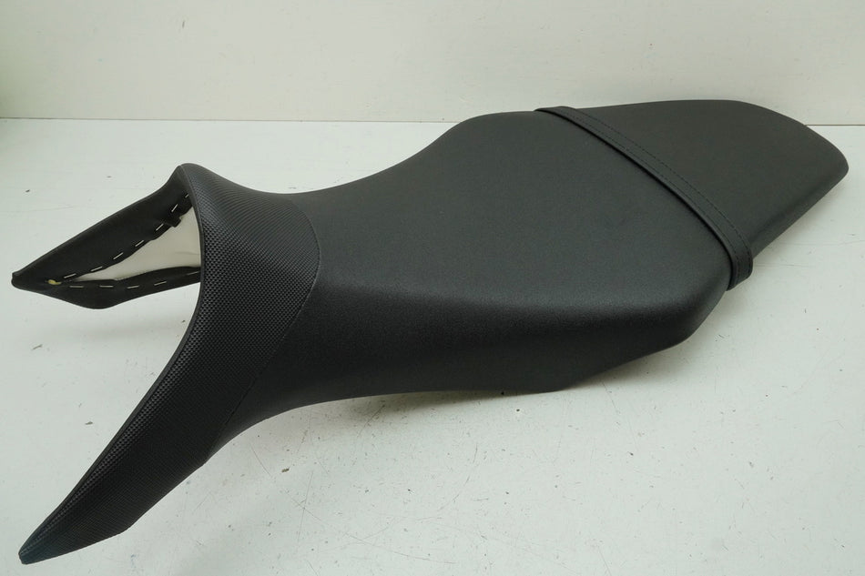 YAMAHA MT09 RN29 - Asiento sillín original NUEVO 1RC-24730-00 13-16