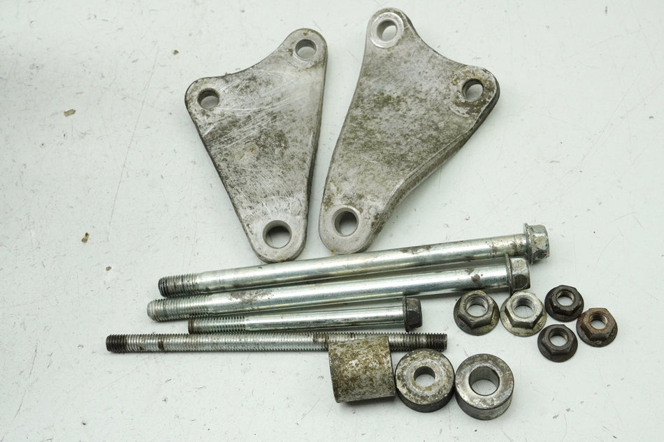 HONDA XL 600 PD06 TRANSALP Soporte motor tornillos tuercas placa de sujeción distancia