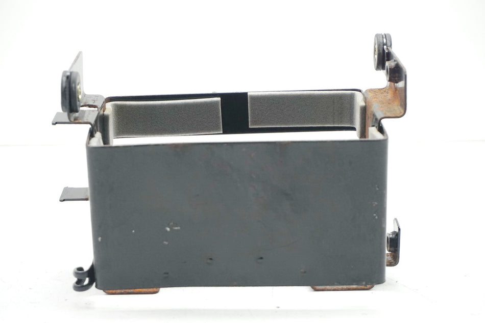 SUZUKI GS 500 E GM51B Batteriekasten Batteriefach Halter Batterie (für Rahmen)
