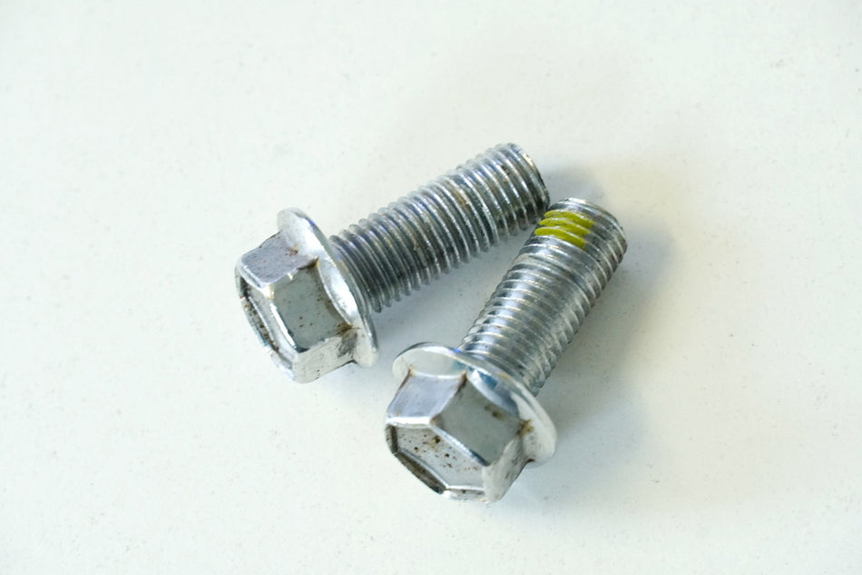 SUZUKI VZ 800 AF MARAUDER Tornillos para pinza de freno delantera