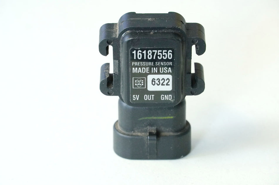 TRIUMPH DAYTONA 955 i T 595 Drucksensor Sensor Pressure 16187556
