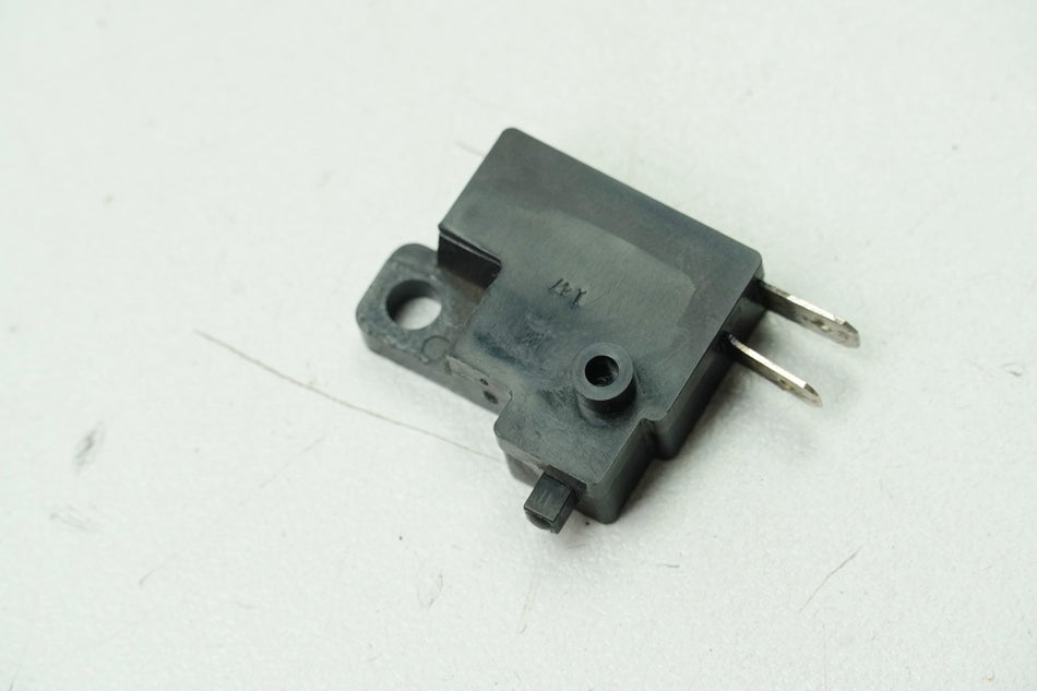 HONDA XL 600 PD06 TRANSALP Interruptor de luz de freno delantero (para bomba de freno)