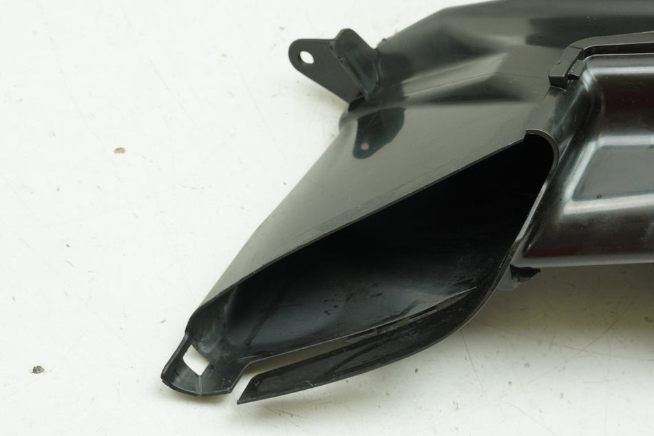 SUZUKI GSX-R 750 WVCW K8 K9 L0 600 Luftkanal li. Luftschacht Ram Air Ansaugkanal
