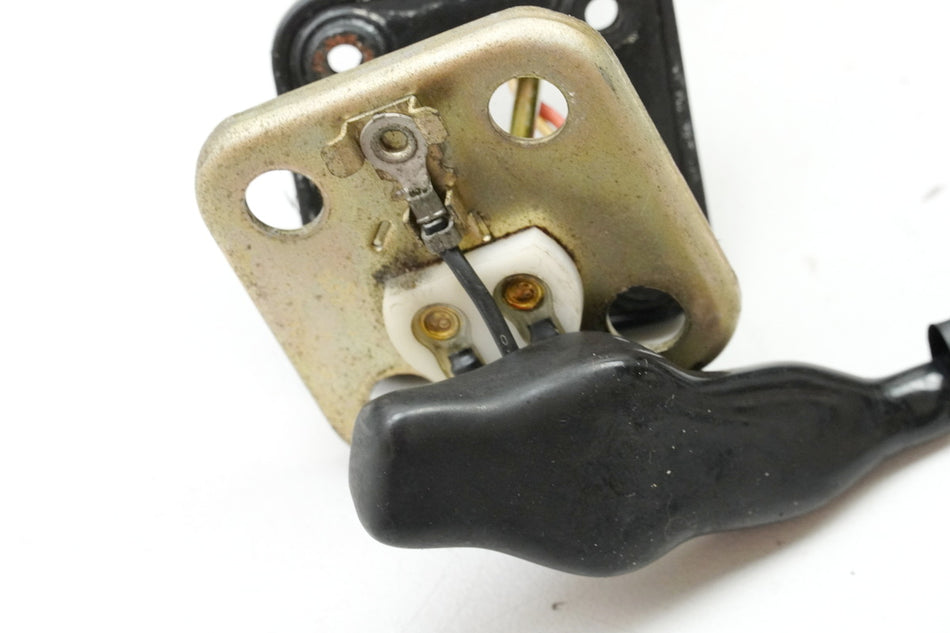 YAMAHA FZS 600 RJ02 FAZER Tankgeber Füllstand Anzeige Kraftstoff Benzin Tank
