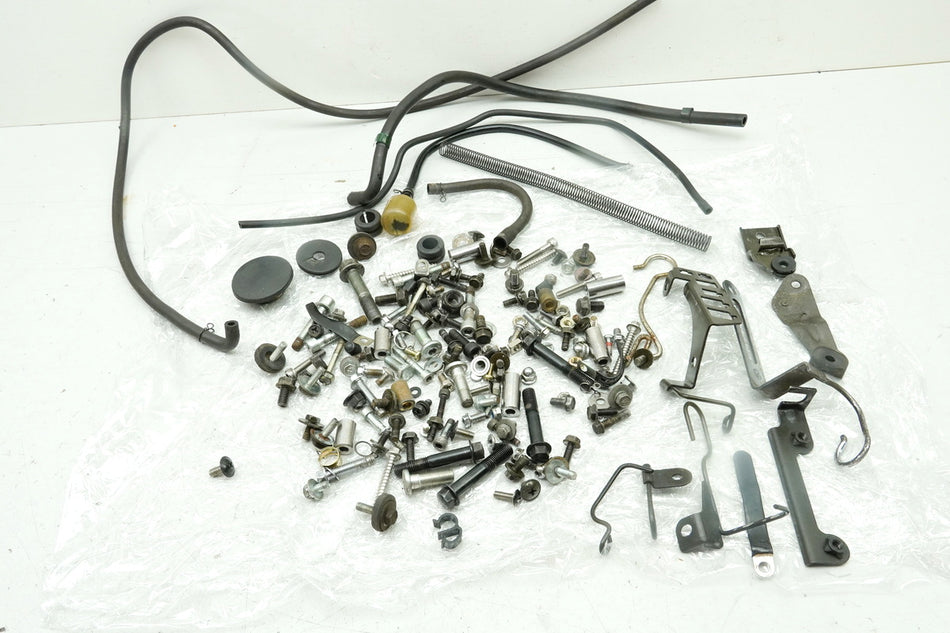 KAWASAKI VN 800 VN800A CLASSIC Tornillos Piezas pequeñas Soporte para carenado de chasis