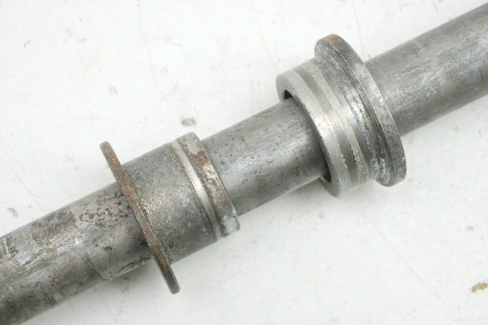 KAWASAKI ZX-9R ZX900B Steckachse hinten Achse Distanzen