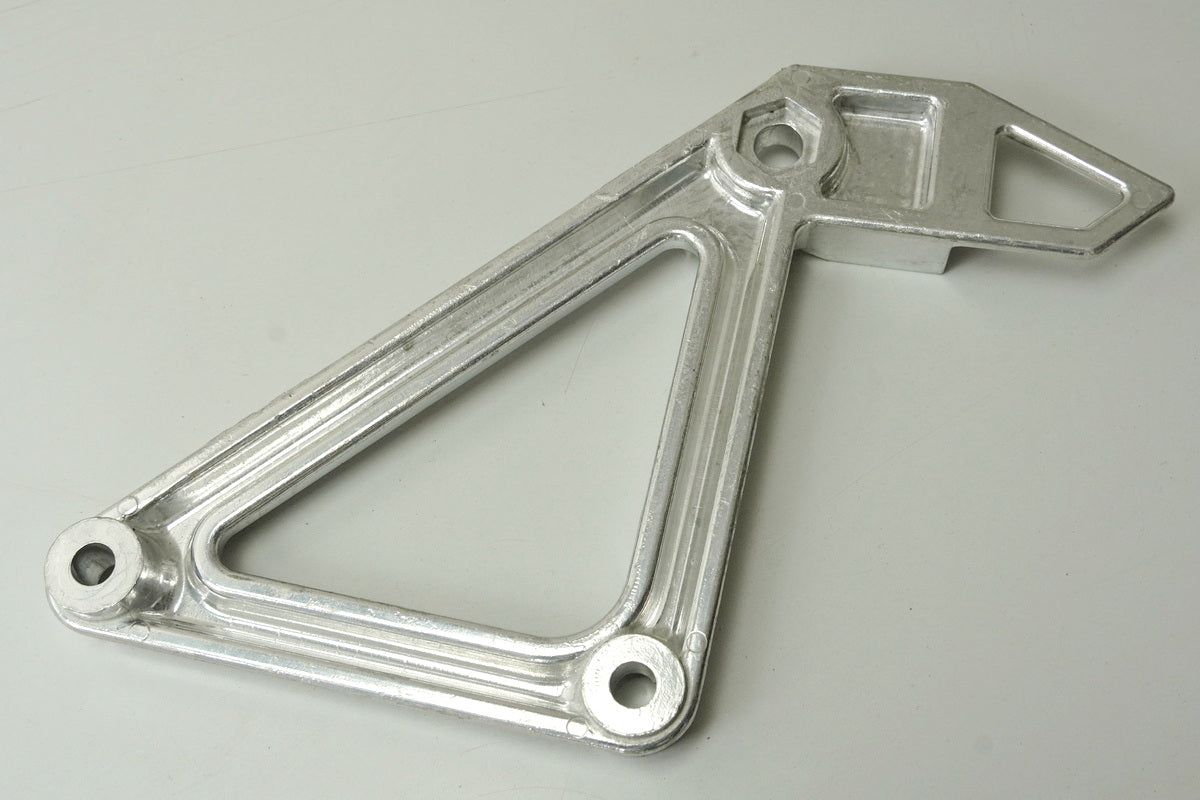 Vespa Gilera Fußrastenhalter links Halter Fußraste Fußrastenträger Halteplatte