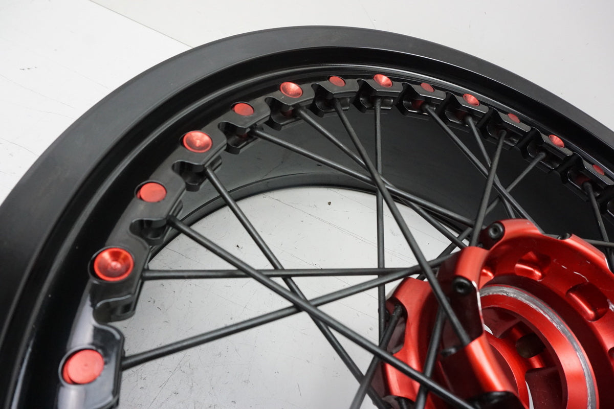 MV AGUSTA BRUTALE 800 DRAGSTER RR B322BB Felge hinten Hinterrad Wheel Kineo
