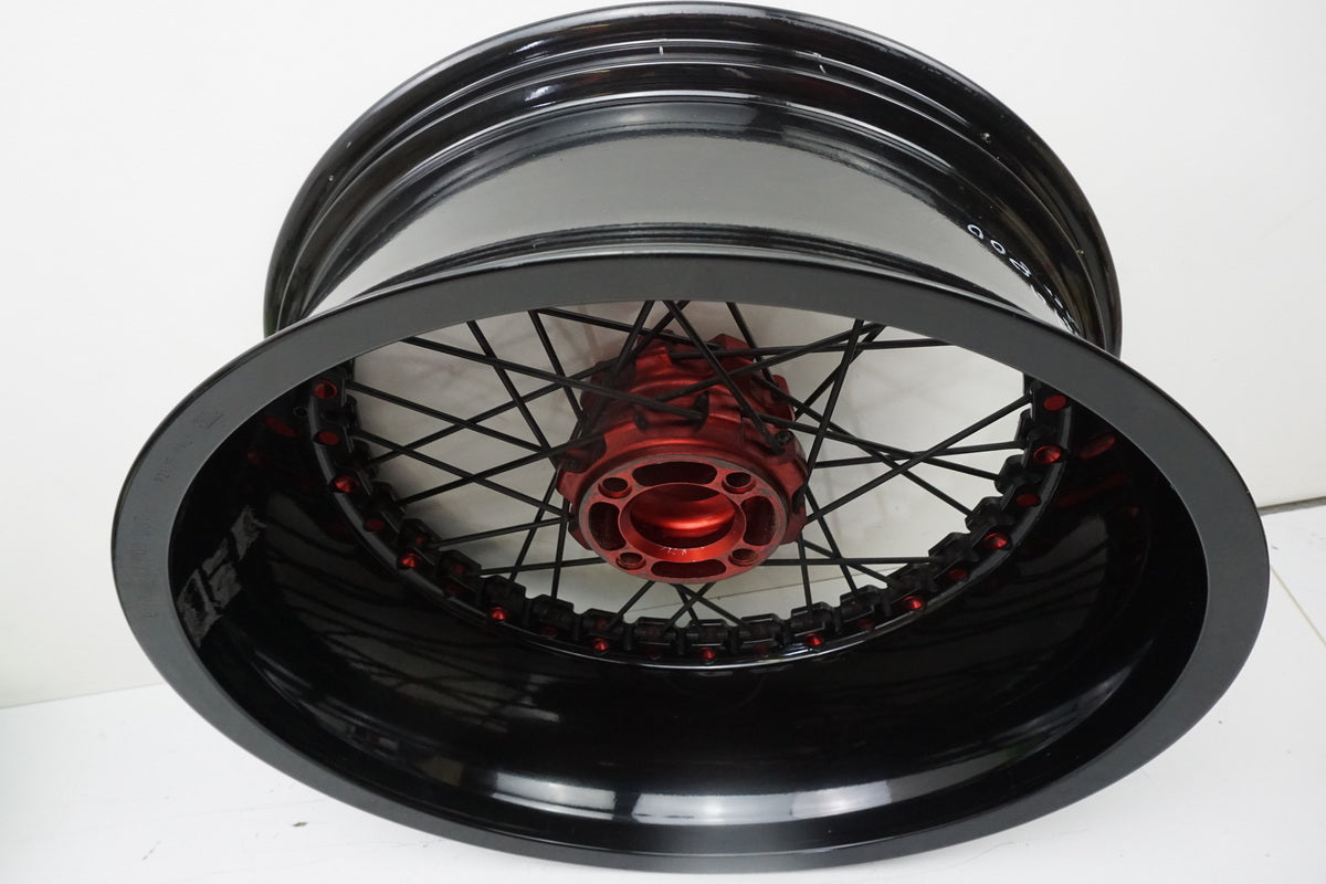 MV AGUSTA BRUTALE 800 DRAGSTER RR B322BB Felge hinten Hinterrad Wheel Kineo
