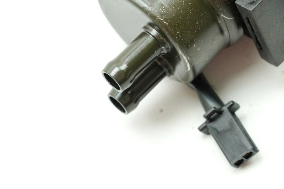 YAMAHA FZS 600 RJ02 FAZER Bomba de gasolina original Mitsubishi Fuel Pump (para depósito)
