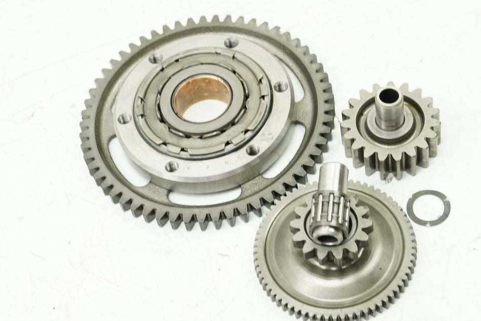 SUZUKI GSX-R 750 WVCW K8 K9 L0 600 Starter Clutch Gear Starter (for Engine)