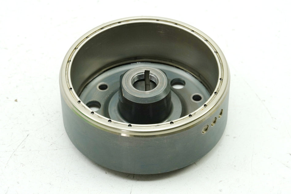 HONDA CBR 1100 XX SC35 Lima Rotor Polrad Lichtmaschine Schwungrad 31110-MAT-E01