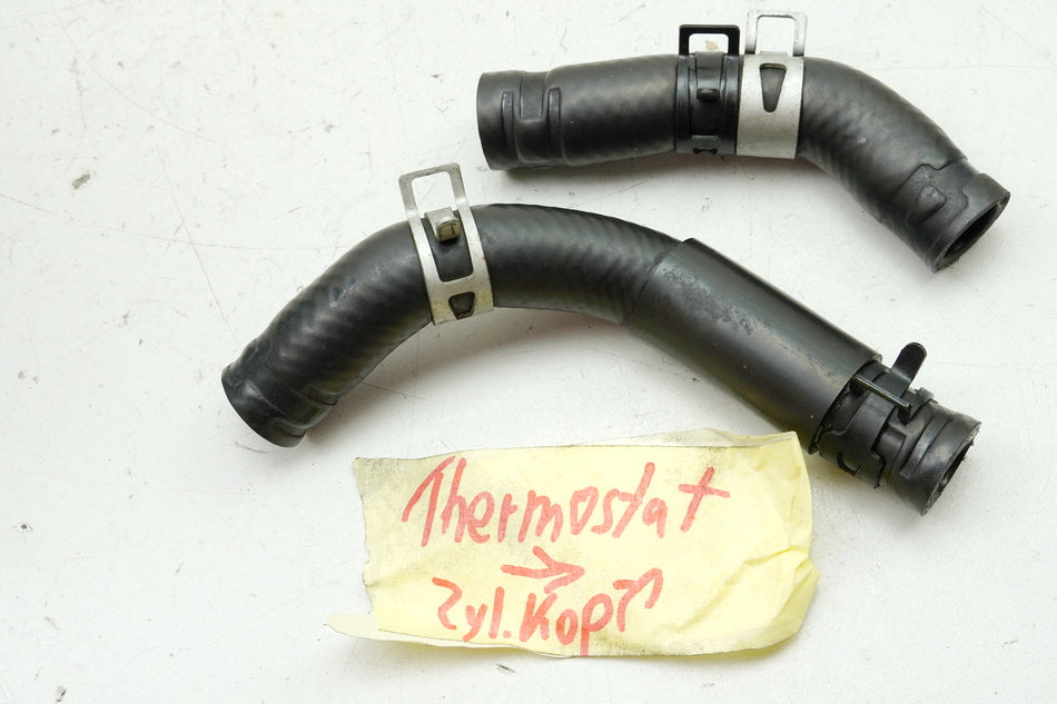 YAMAHA FZS 600 RJ02 FAZER Manguera de radiador Termostato --> Culata Manguera