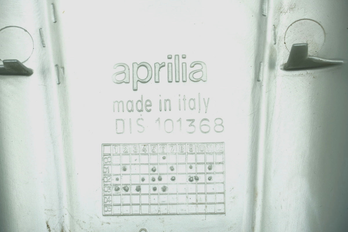APRILIA SR 50 ZD4TEA Abdeckung Werkzeugfach Cover Tunnel Blende Verkleidung