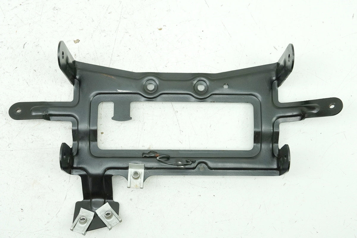 APRILIA SR 50 ZD4TEA Radiator Bracket Mounting Plate Carrier 15393 km