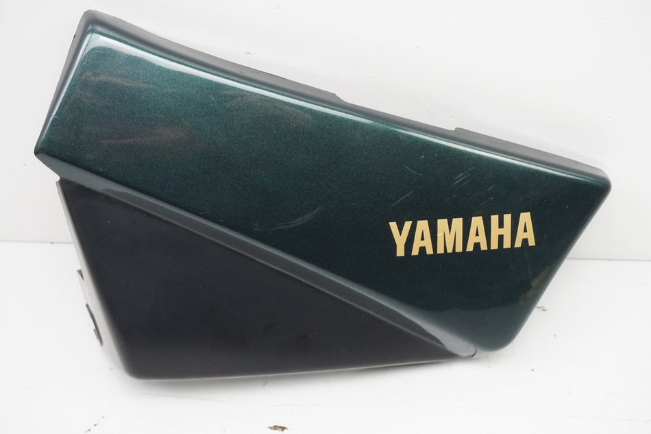 YAMAHA SR 125 10F Tapa lateral izquierda Cubierta Carenado Embellecedor