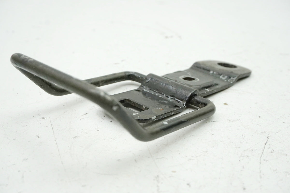 HONDA GL 500 PC02 SILVER WING Heel Guard Passenger Footrest left Holder