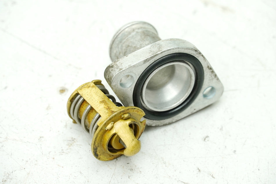 APRILIA SR 50 ZD4TEA Termostato, carcasa del termostato (para motor) 15393 km