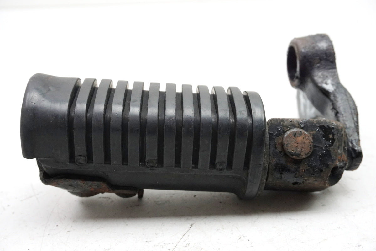 HONDA GL 500 PC02 SILVER WING Fußraste Fahrer rechts Halter Footrest