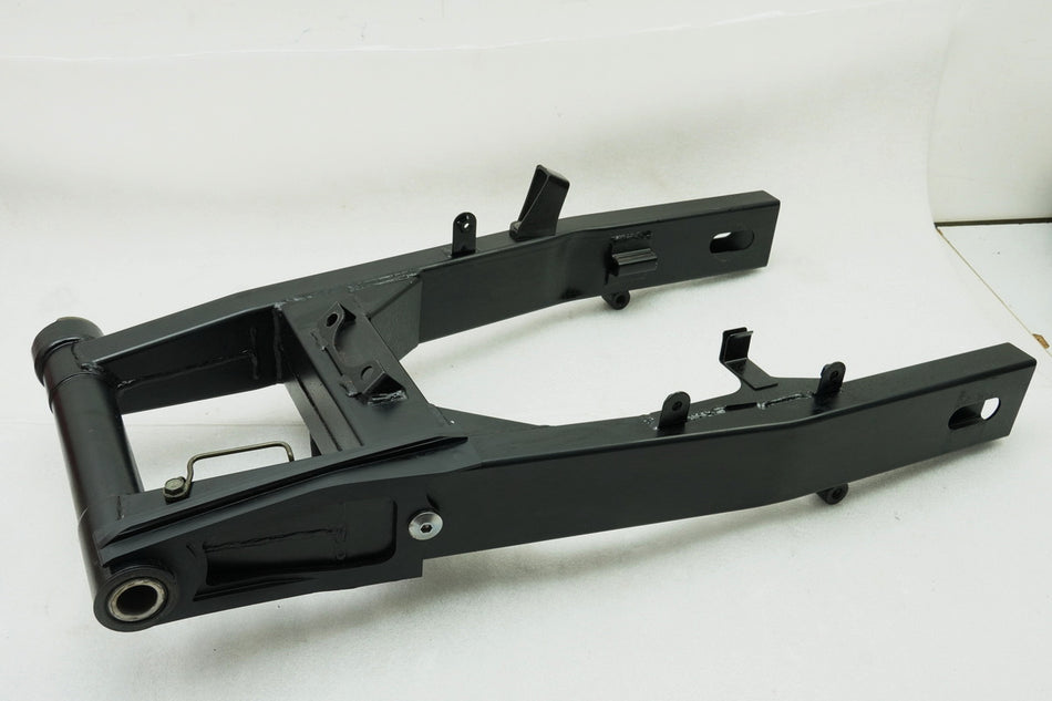 KAWASAKI Z 750 ZR750J Swing Arm (for wheel) 04-06