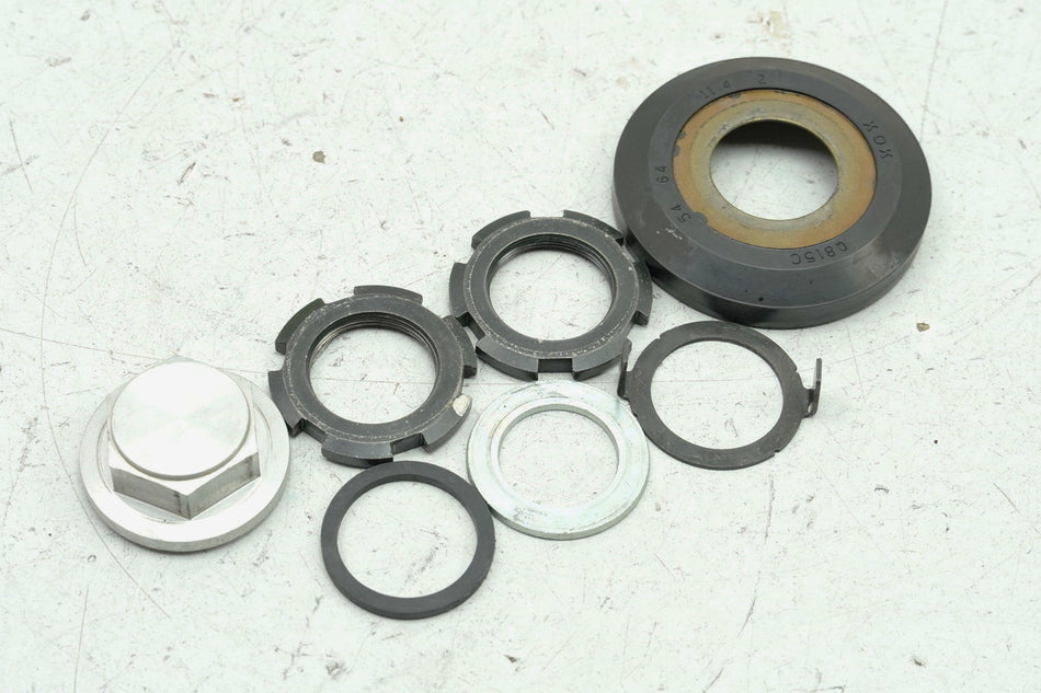 YAMAHA MT 125 A RE11 (RE29) Mutter Sicherung Lenkkopf Gabelbrücke Schraube