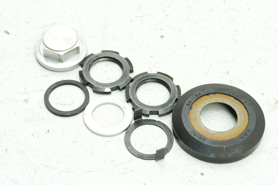 YAMAHA MT 125 A RE11 (RE29) Mutter Sicherung Lenkkopf Gabelbrücke Schraube