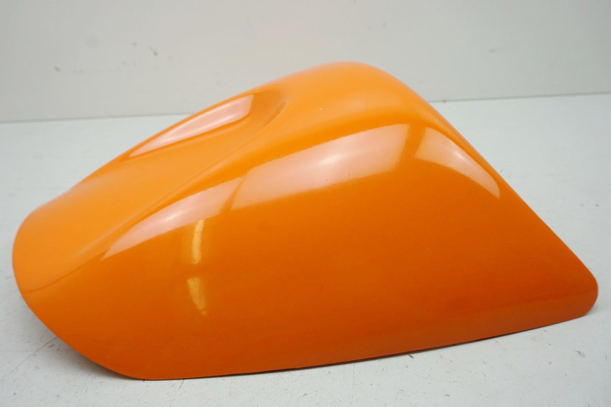 TRIUMPH TT 600 806AD  Soziusabdeckung Höcker Sitzkeil Abdeckung Sitzbank 2303660
