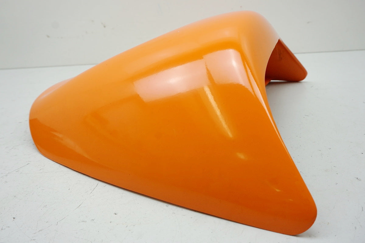 TRIUMPH TT 600 806AD  Soziusabdeckung Höcker Sitzkeil Abdeckung Sitzbank 2303660