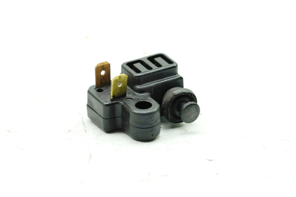 YAMAHA MT 125 A RE11 (RE29) Interruptor de luz de freno delantero (para bomba de freno)