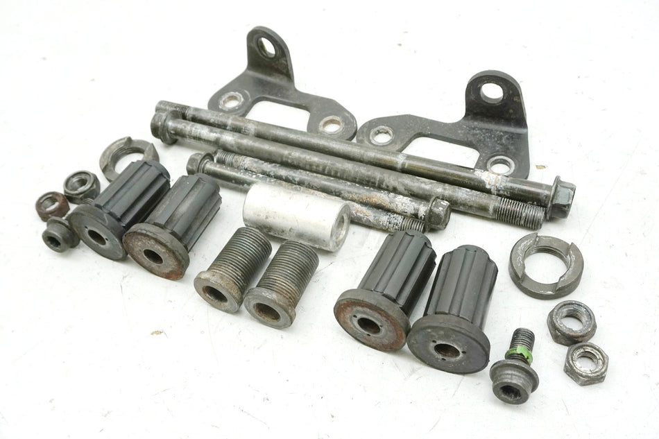 KAWASAKI ZX-9R ZX900B Mount Engine Axle Bolt Engine Mount Spacers