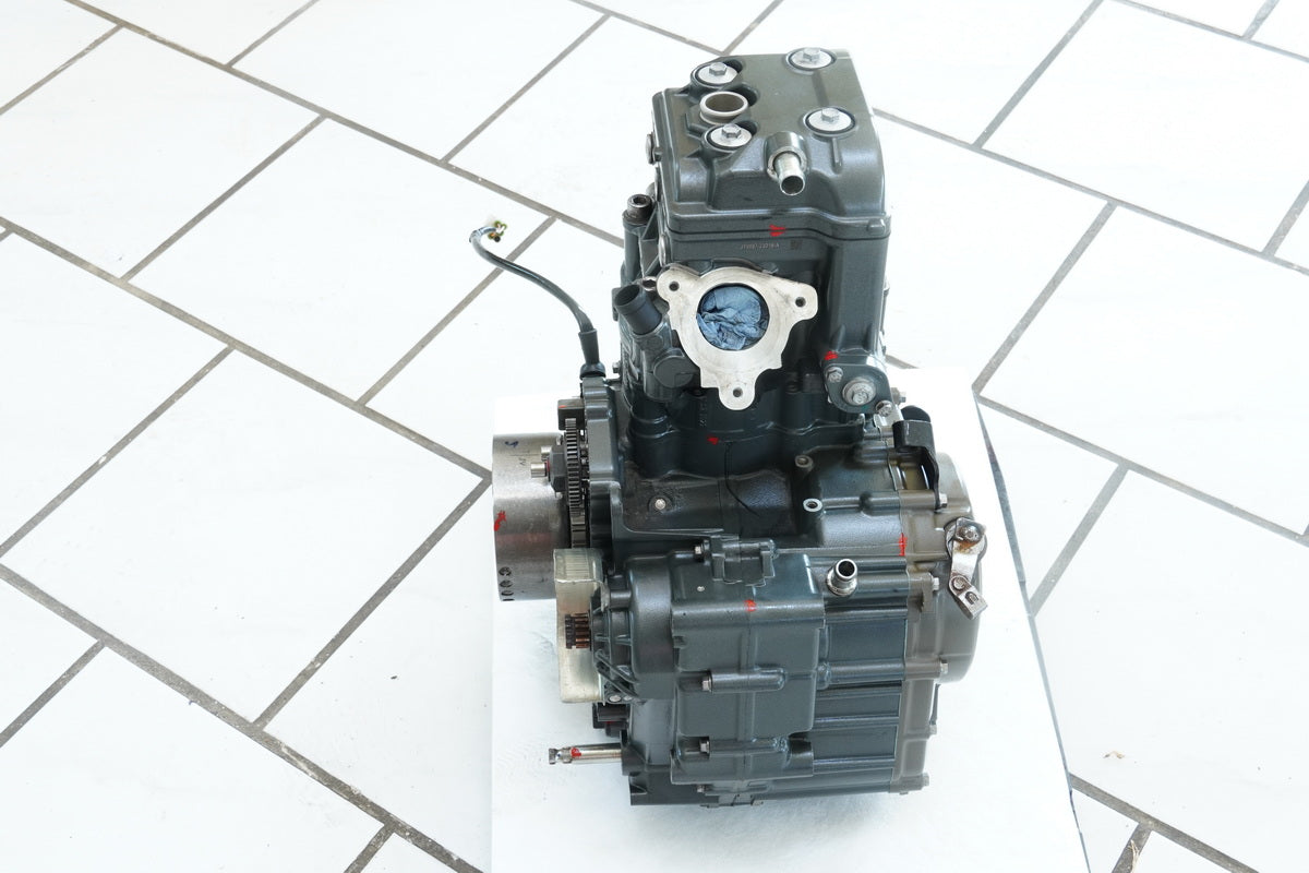 HUSQVARNA Vitpilen HQV 401 (KTM 390) Motor Kurbelwelle Zylinderkopf NUR 6897 km
