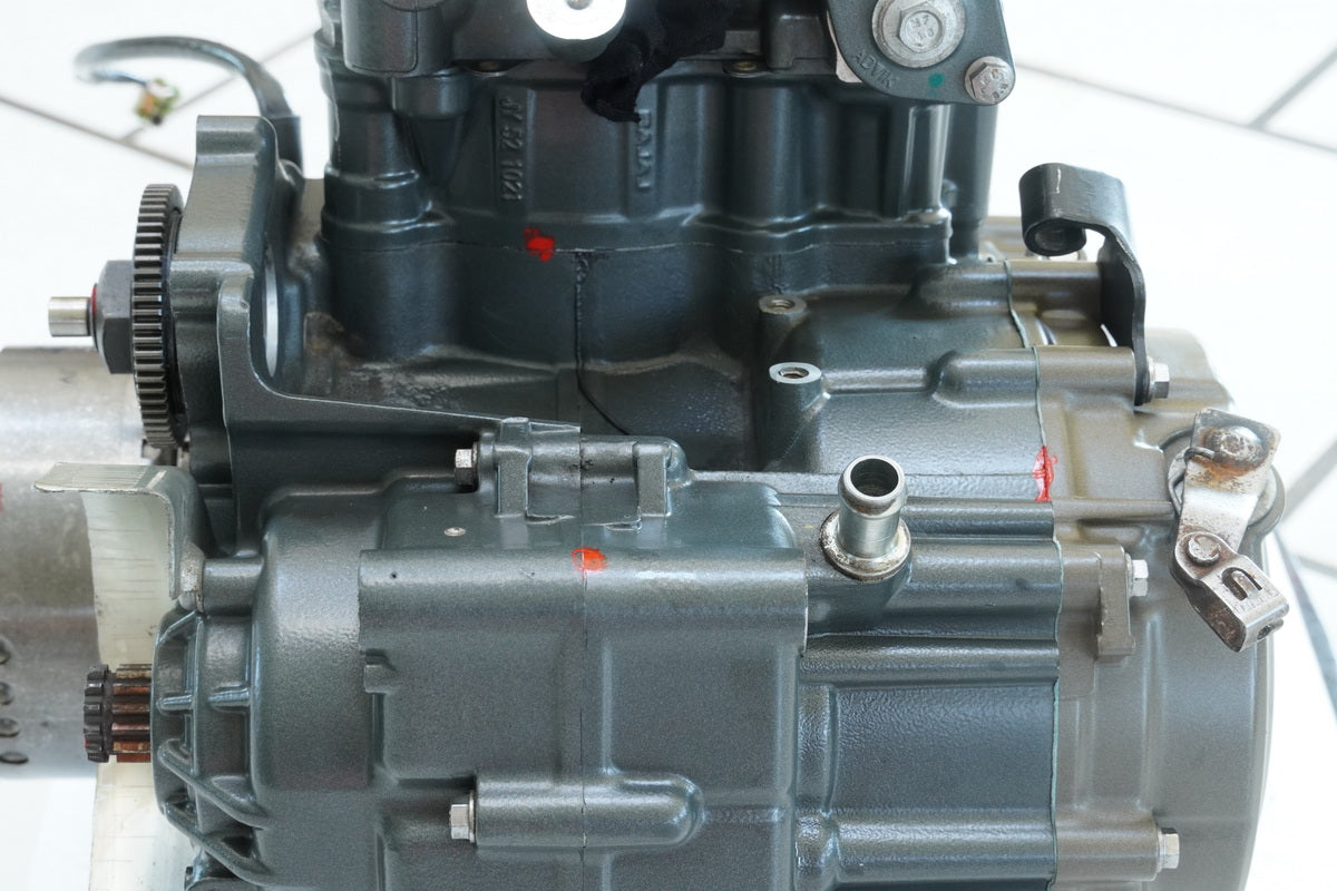 HUSQVARNA Vitpilen HQV 401 (KTM 390) Motor Kurbelwelle Zylinderkopf NUR 6897 km