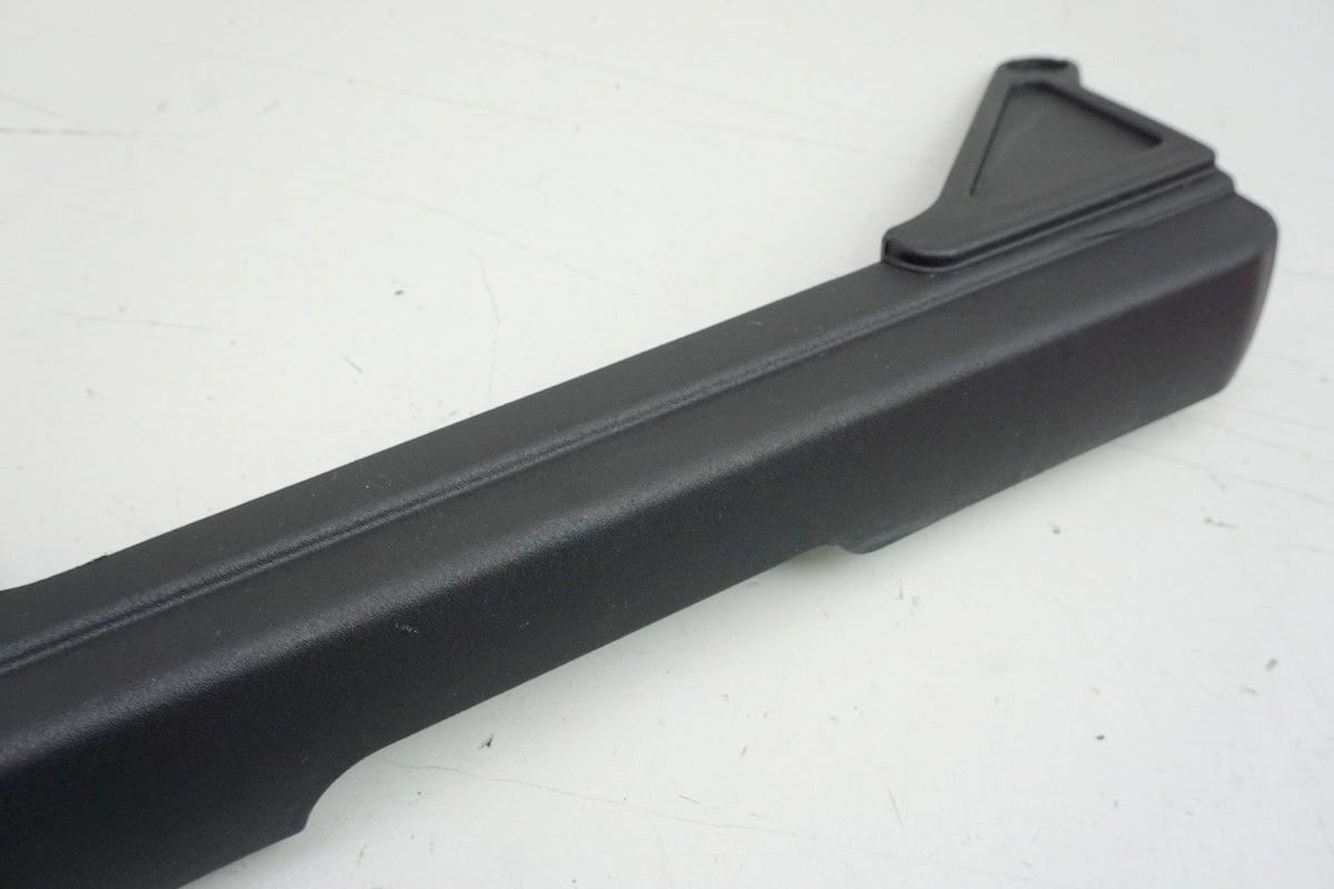 TRIUMPH TT 600 806AD Kettenschútz Cover Abdeckung Schwinge 2058069