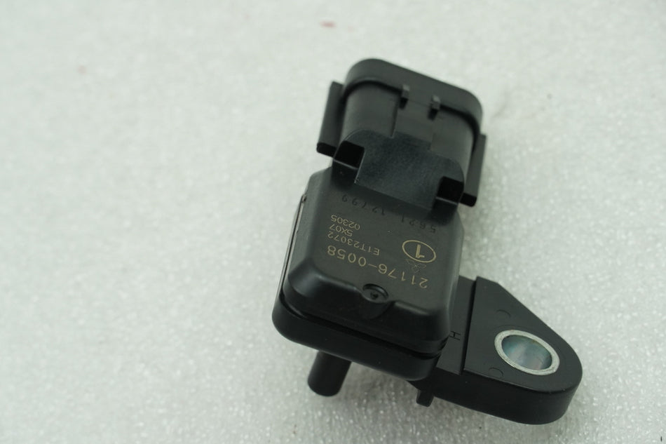 KAWASAKI Z 750 ZR750J Drucksensor I Sensor Pressure 04-06