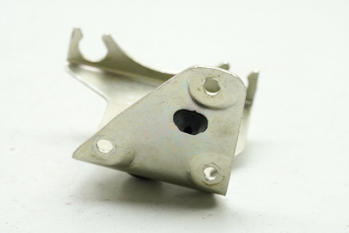 DUCATI MONSTER 696 ABS M5 Bracket ABS Pump Mounting Plate Carrier ONLY 1626 km