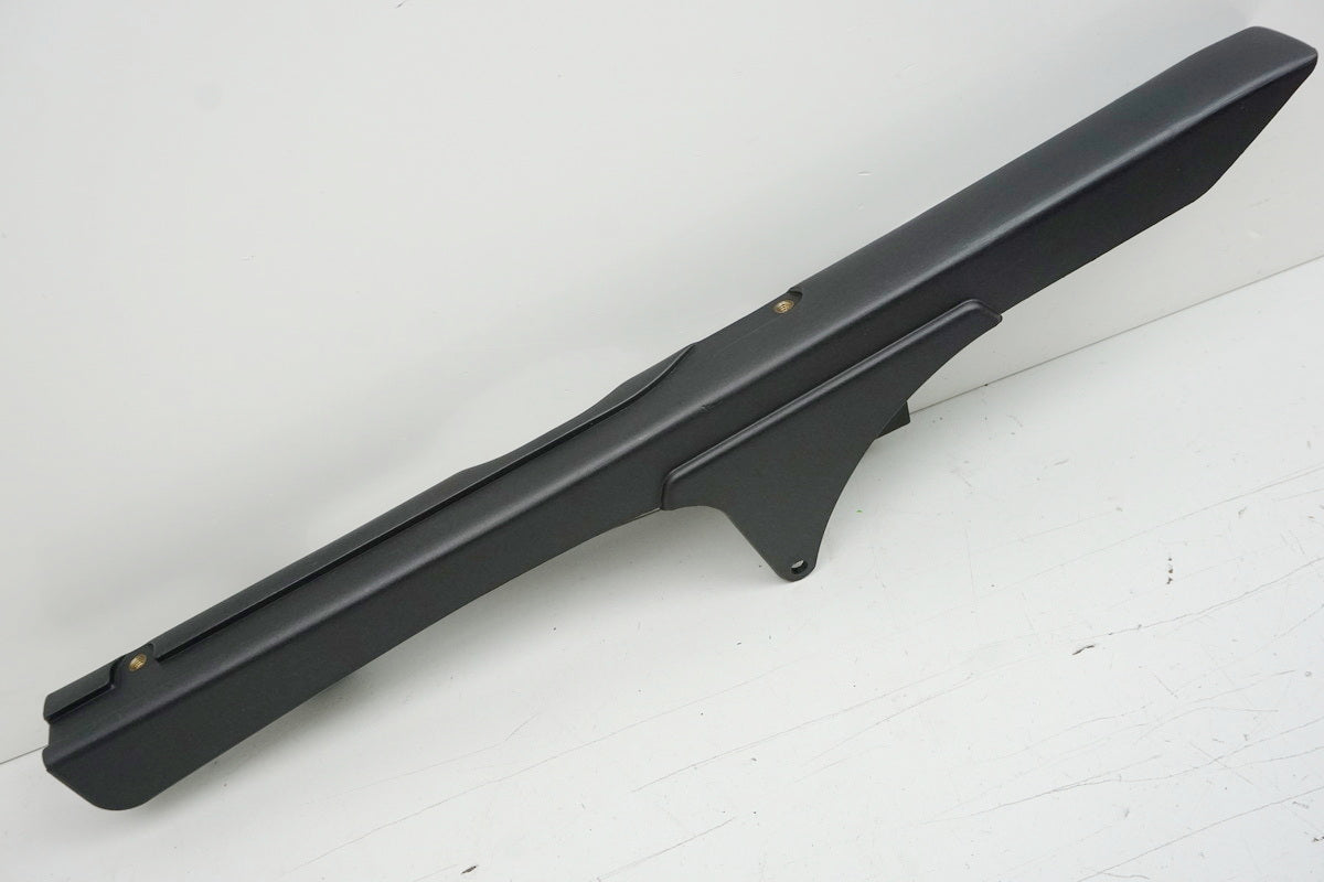 TRIUMPH DAYTONA 955 i T 595 N Kettenschutz Abdeckung Schwinge Cover 2057363