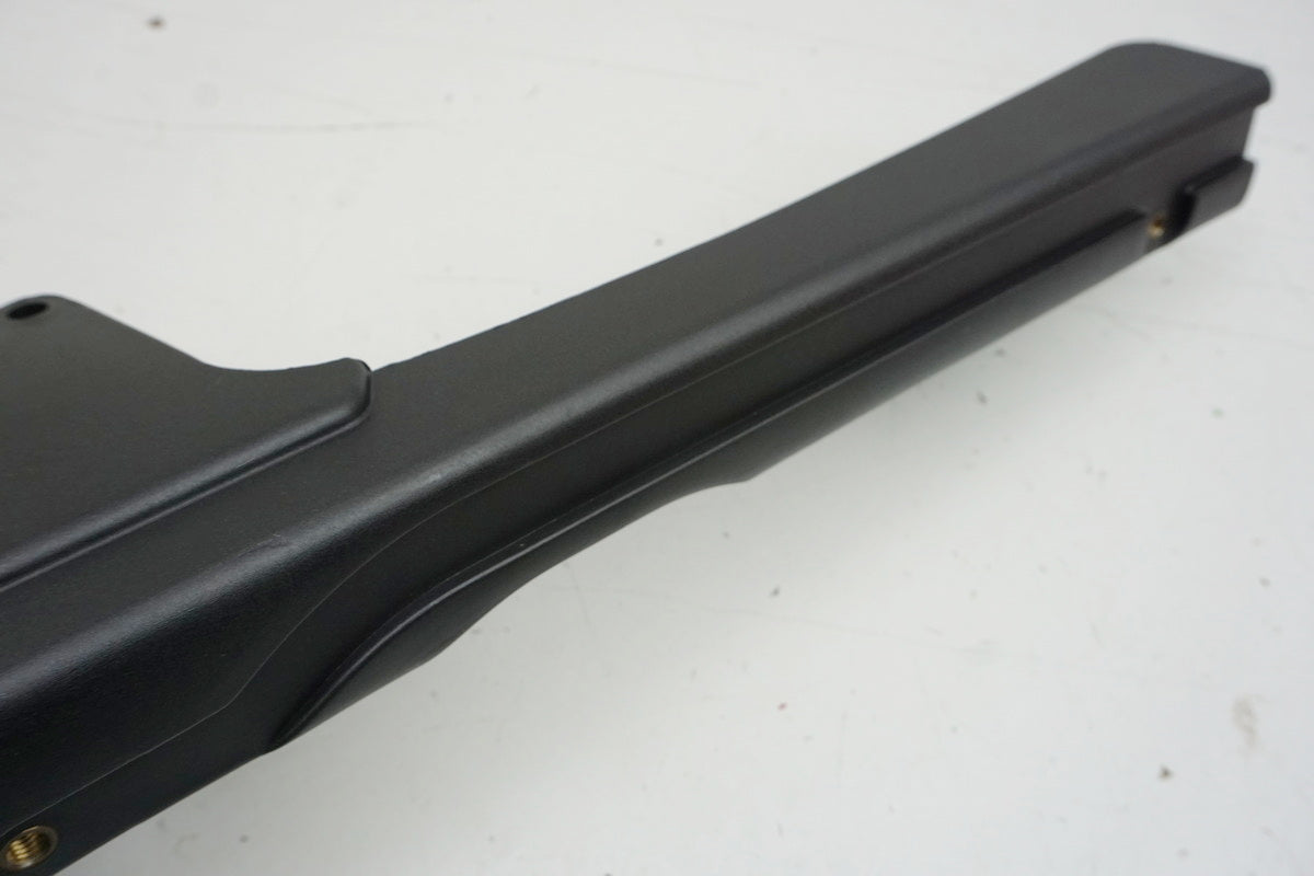 TRIUMPH DAYTONA 955 i T 595 N Kettenschutz Abdeckung Schwinge Cover 2057363