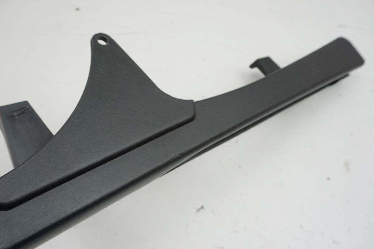TRIUMPH DAYTONA 955 i T 595 N Kettenschutz Abdeckung Schwinge Cover 2057363