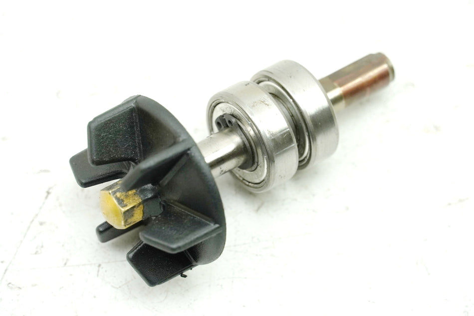 APRILIA SR 50 ZD4TEA Welle für Wasserpumpe Schaufelrad (für Motor) 15393 km