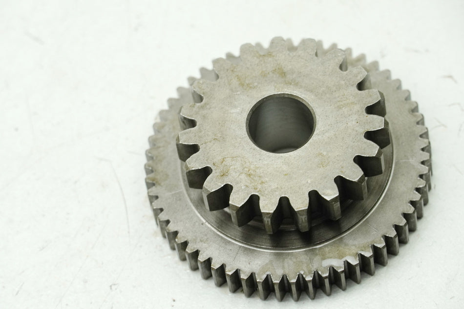 SUZUKI GS 500 E GM51B Zahnrad III Anlasser Reduktion Zwischenrad (für Motor)