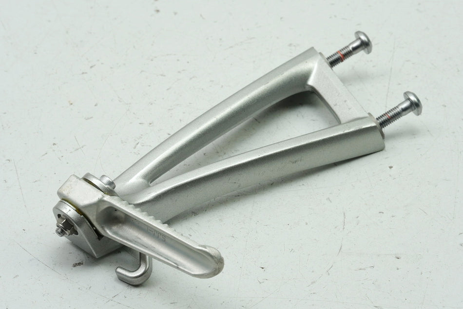 YAMAHA R6 RJ05 RJ09 Conjunto estribera reposapiés pasajero izquierda Soporte estribera 5SL-27430-00-00