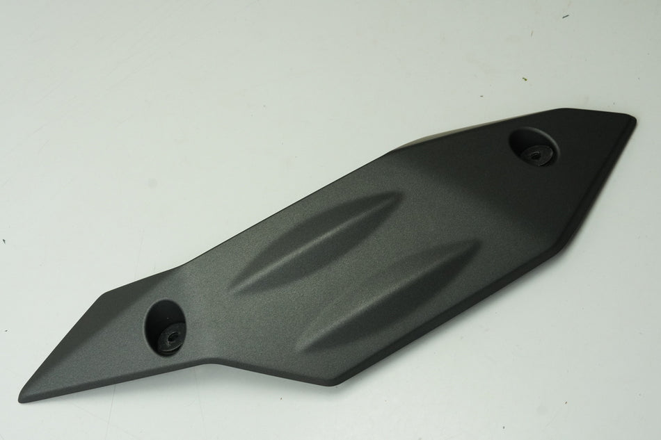 KAWASAKI Z 1000 ABS ZRT00B Carenado de quilla derecho Tapa de quilla