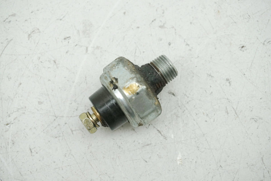 KAWASAKI VN 1500 CLASSIC TOURER VNT 50G Interruptor de presión de aceite