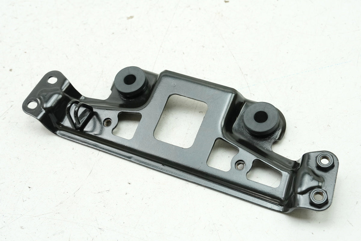 DUCATI MONSTER 696 ABS M5 Bracket Rear Frame Strut Holding Plate ONLY 1626 km