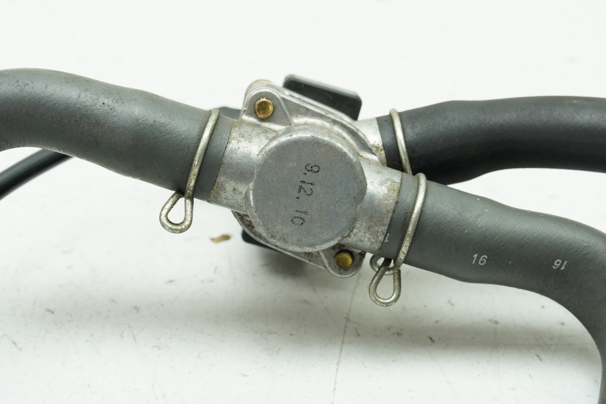 HONDA CBR 1100 XX SC35 Secondary Air Valve Engine Breather Valve