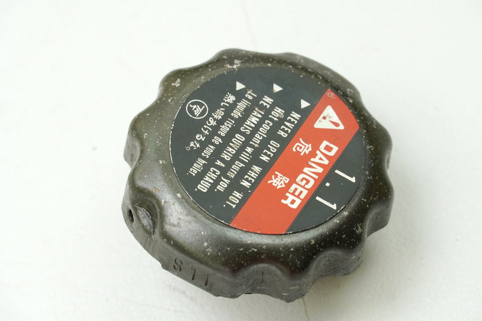 HONDA CBR 1100 XX SC35 Kühlerdeckel Cover Kühler Verschluss Deckel